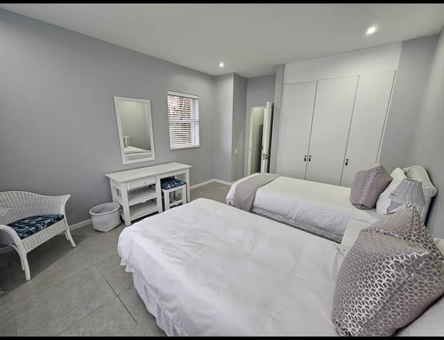 2 BEDROOM DUPLEX FOR SALE IN MOSSEL BAY CENTRAL
